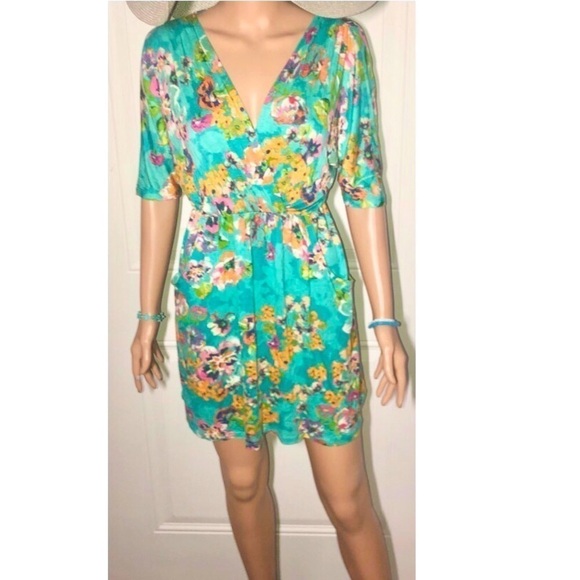 Everly Mini wrap dress Turquoise with floral design Small - Picture 1 of 8